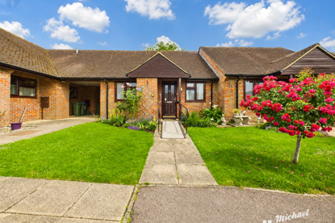 2 bedroom retirement property for sale, William Hill Drive, Bierton