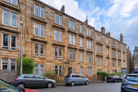 2 bedroom flat for sale, 14 McLennan Street, Flat 2/1, Mount Florida, Glasgow, G42 9DQ