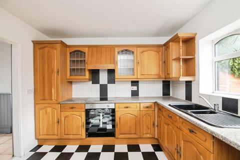 3 bedroom end of terrace house for sale, Denbigh Drive, West Bromwich