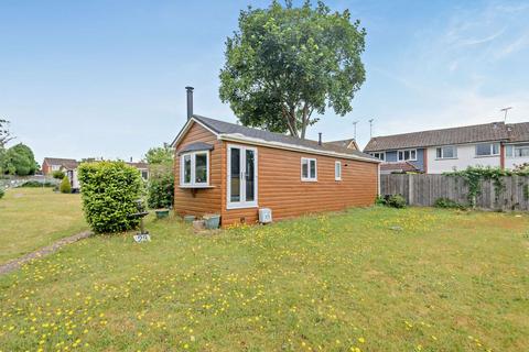 1 bedroom park home for sale, Dungells Lane, Yateley, GU46