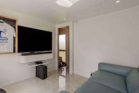 1 bedroom park home for sale, Dungells Lane, Yateley, GU46