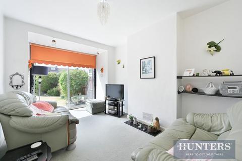 3 bedroom terraced house for sale, Ardrossan Gardens, Worcester Park