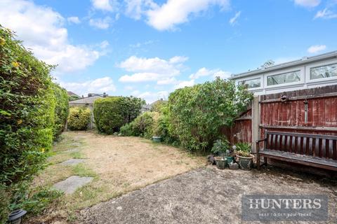 3 bedroom terraced house for sale, Ardrossan Gardens, Worcester Park
