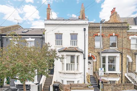 Taybridge Road, Battersea, SW11