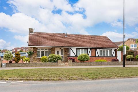 3 bedroom detached bungalow for sale, Barley Rise, Strensall, York