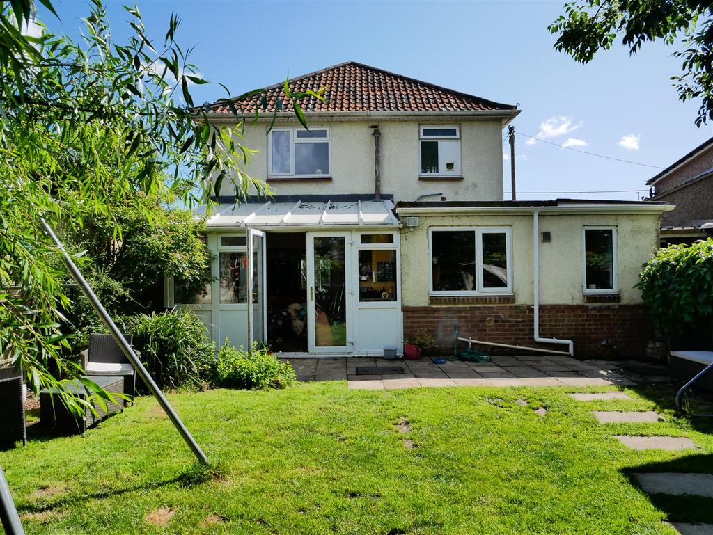House exterior, garden