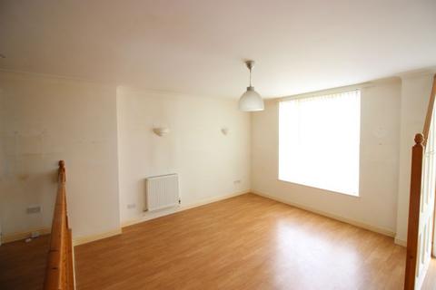 2 bedroom semi-detached house to rent, High Street, Bream GL15