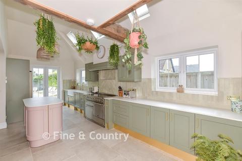 5 bedroom detached house for sale, Oxenden Square, Herne Bay, Kent
