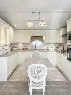 2 bedroom lodge for sale, Wilberfoss YO41