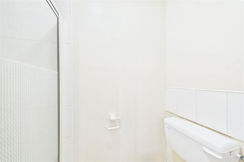 10 bedroom house share to rent, Albert Street, Slough, Berkshire, SL1