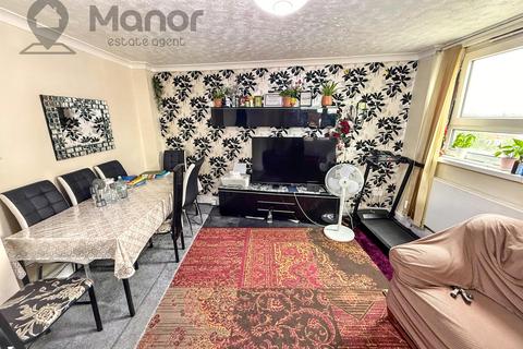 2 bedroom flat for sale, Hathaway Crescent, Manor Park, E12 6LT