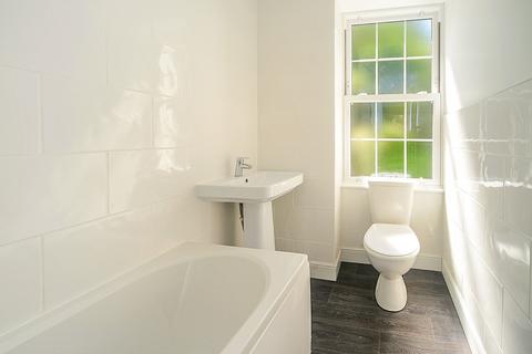 1 bedroom in a house share to rent, A Coburg Place, Torquay, TQ2