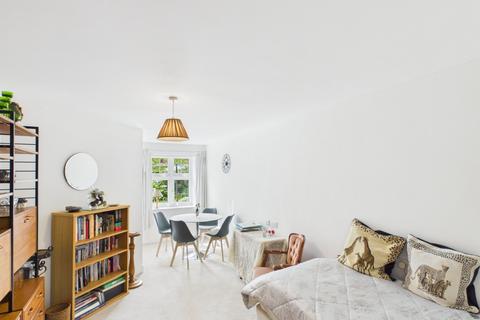undefined, Marple Lane, Chalfont St. Peter, Gerrards Cross, Buckinghamshire, SL9