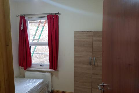 undefined, Shrewsbury Road, London E7