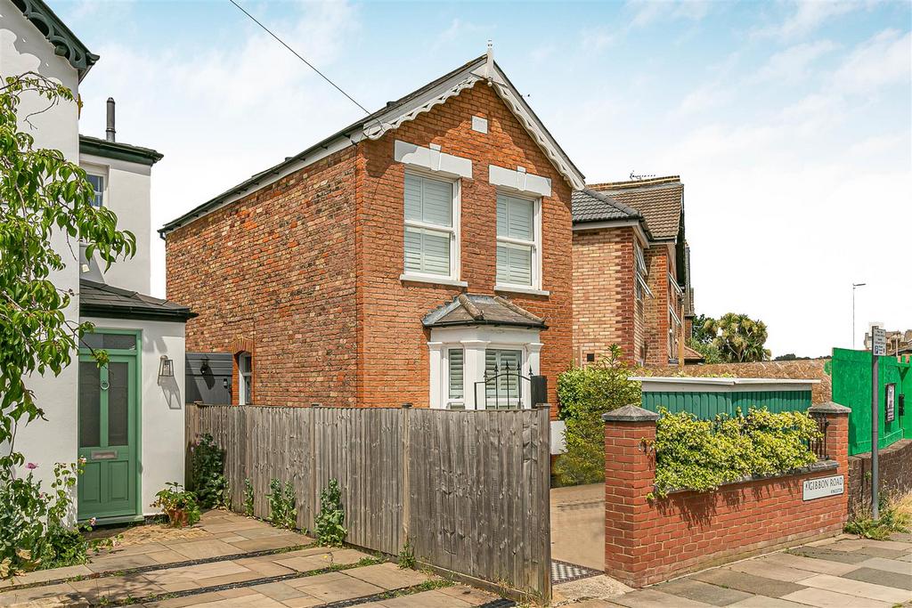 Detached house exterior