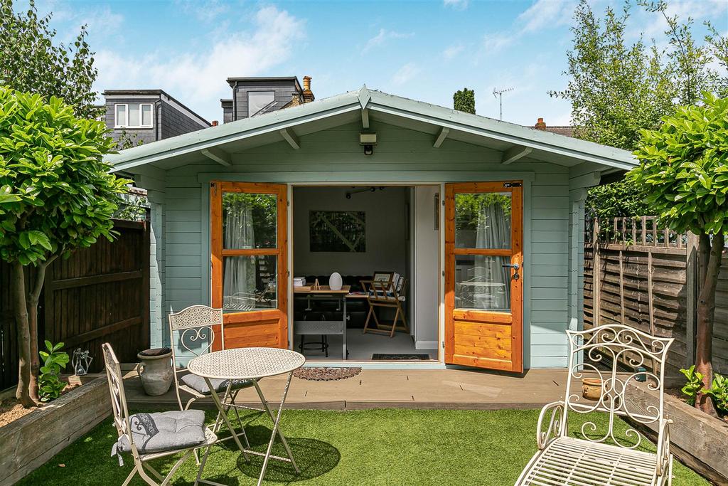 Summerhouse exterior, out buildings