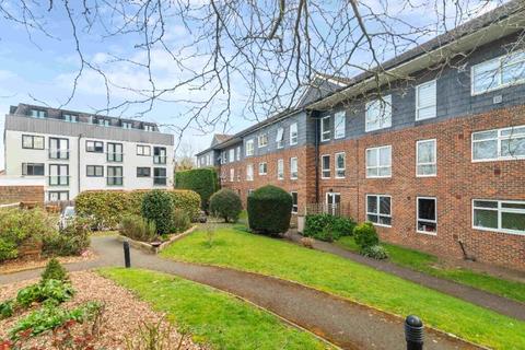2 bedroom apartment for sale, Briarwood Court, Worcester Park KT4