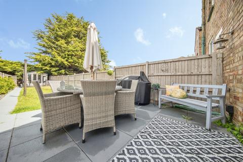 3 bedroom end of terrace house for sale, Freehold Road, IPSWICH
