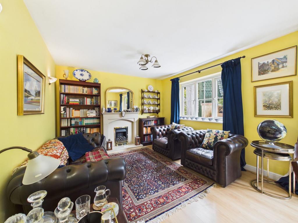 House in Nottingham, Gedling - View 3