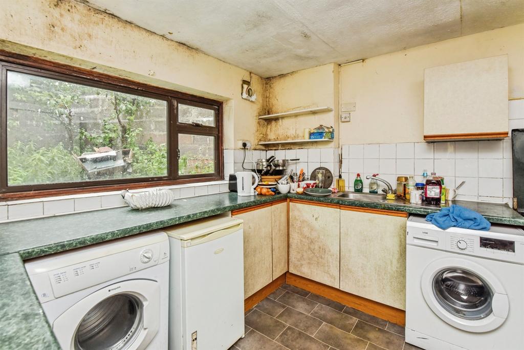 House in Dilton Marsh, Hisomley - View 4