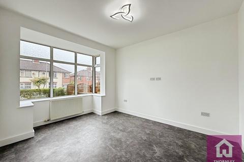 3 bedroom semi-detached house to rent, Hamel Street, Greater Manchester BL3