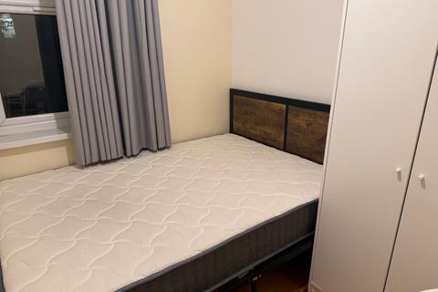 1 bedroom in a house share to rent, East Park Road, Leicester LE5