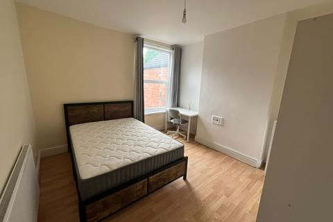 1 bedroom in a house share to rent, Leicester LE5