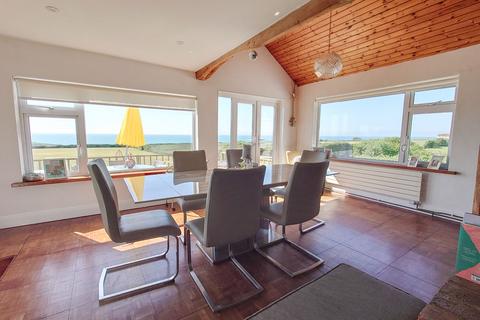 5 bedroom detached house for sale, Harbour View Road