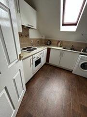2 LISA COURT - View 6