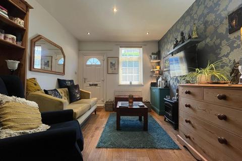 2 bedroom terraced house for sale, The Street Wrecclesham, Farnham