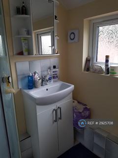 1 bedroom in a house share to rent, Walford Road, Uxbridge, UB8