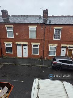 2 bedroom terraced house to rent, Fram St, Salford, M6