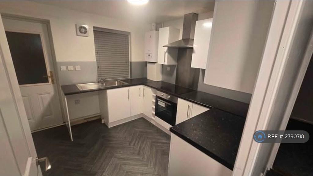 House in Nottingham, Nottinghamshire - View 2