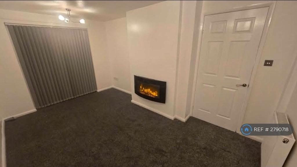 House in Nottingham, Nottinghamshire - View 4