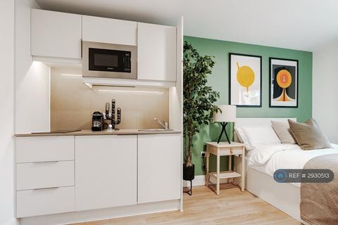 Studio to rent, Neal Drive, Cambridge, CB4