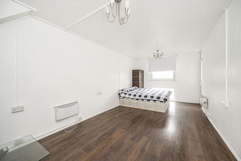 Studio for sale, Pitsea Street, Limehouse, London, E1