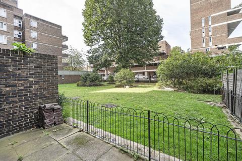 Studio for sale, Pitsea Street, Limehouse, London, E1
