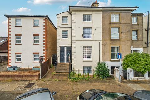 1 bedroom apartment for sale, Pier Road, Northfleet, Gravesend