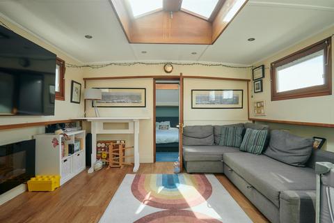 2 bedroom houseboat for sale, Riverside Quarter, Wandsworth, SW18