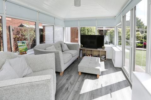 2 bedroom semi-detached bungalow for sale, Fulmar Grove, Liverpool, L12