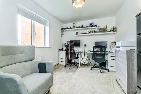 2 bedroom flat for sale, Nursery Rise, Thakeham, Pulborough, West Sussex, RH20