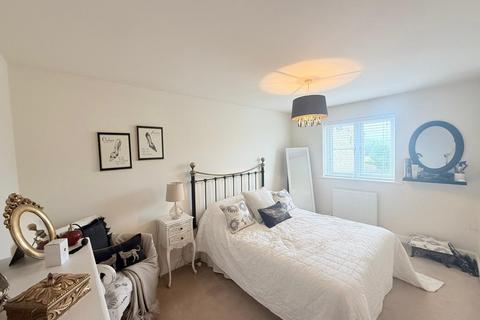 3 bedroom house to rent, Moor View, Addingham, Ilkley, West Yorkshire, LS29