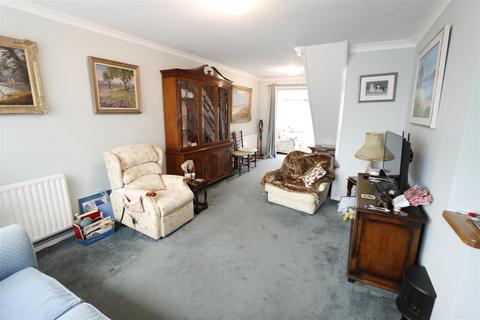 undefined, Ivel Road, Shefford