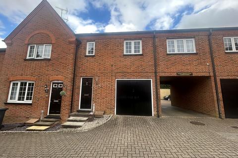 2 bedroom apartment to rent, Waterlow Mews, Hitchin, SG4