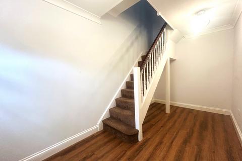 2 bedroom apartment to rent, Waterlow Mews, Hitchin, SG4