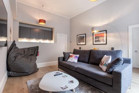 1 bedroom flat to rent, York Place, Edinburgh EH2