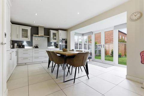 undefined, Smallbrook Close, SK11