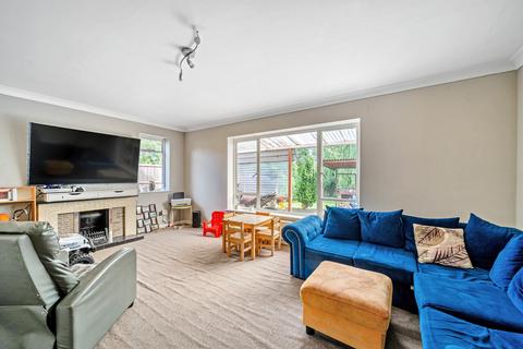 2 bedroom detached house for sale, Saunders Lane, Woking, GU22