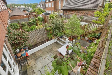 3 bedroom townhouse for sale, Cumberland Mews, Tunbridge Wells, Kent, TN1