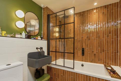 3 bedroom townhouse for sale, Cumberland Mews, Tunbridge Wells, Kent, TN1
